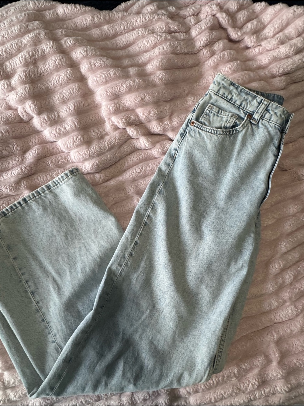 H&M Divided Light Wash Women's High-Rise Straight Jeans